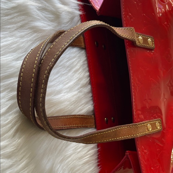 LOUIS VUITTON Monogram Vernis Reade MM Hand Bag Red Rouge - Picture 10 of 17